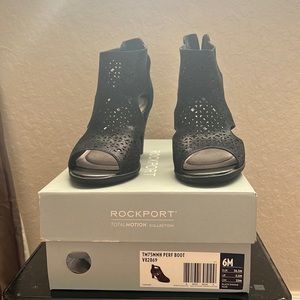 Rockport Perf Boot. Brand new size 6M